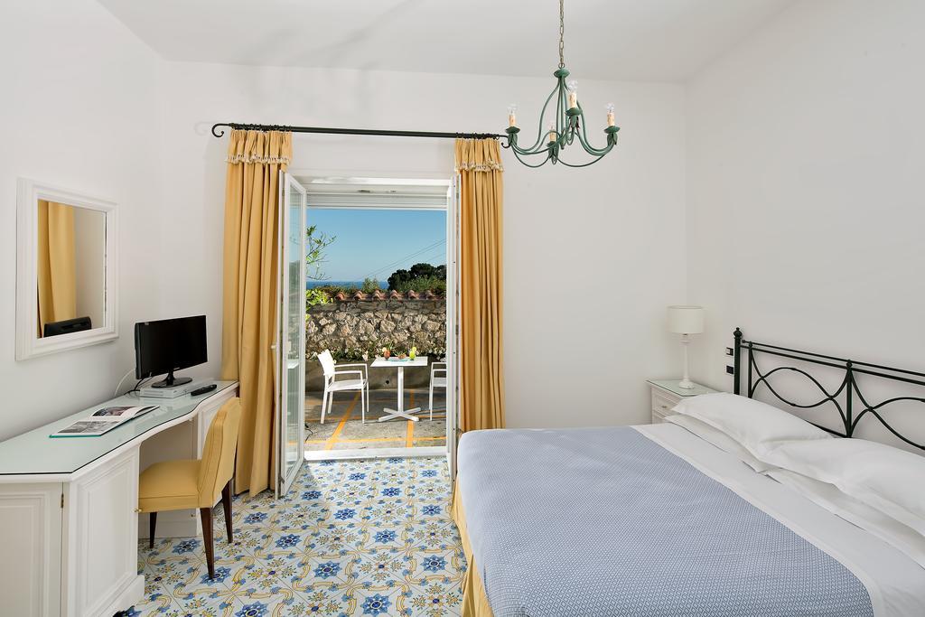 Hotel Canasta Capri Habitación foto
